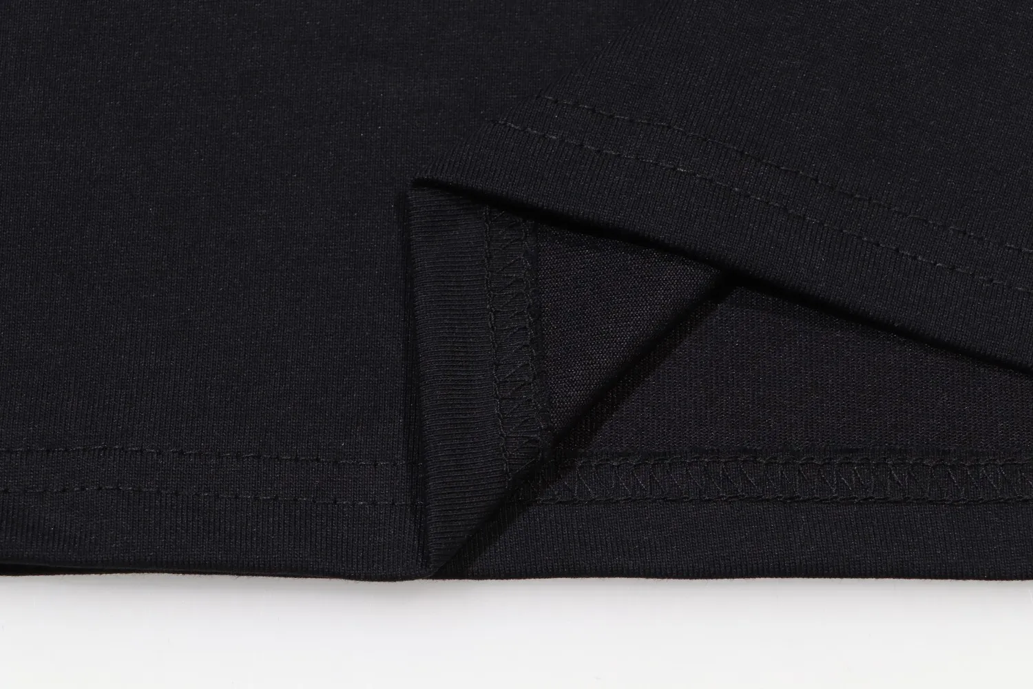 Arc’teryx ARC 23SS T 60 ， g 。 Breathable， ， ， 。 logo ， 。 ， 。 ， ， ， ， 。 Size:XS-L